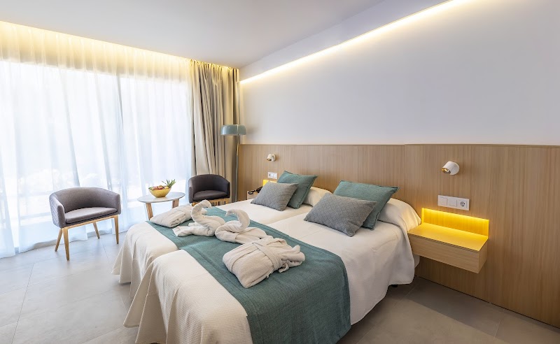 Hotel Gran Sagitario photo 2