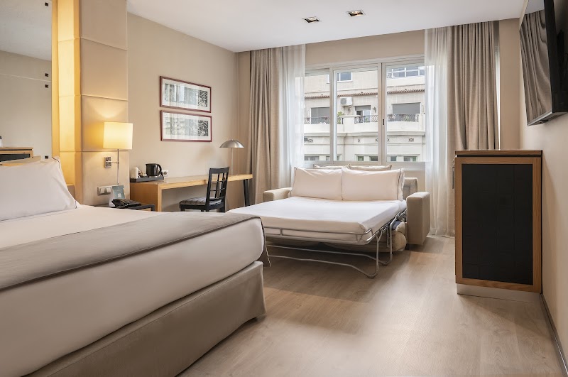 Hotel Hesperia Presidente Barcelona photo 2
