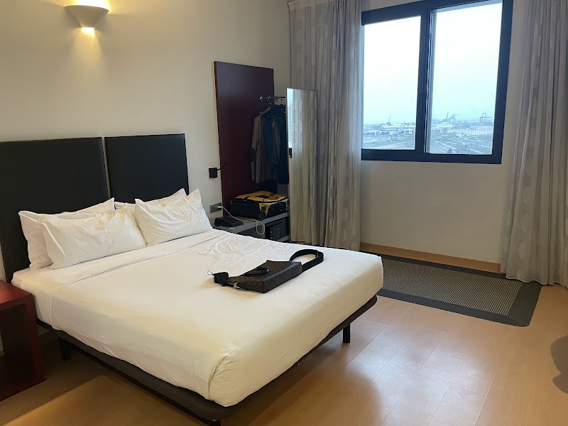 Hotel ILUNION Aqua 3 photo 2