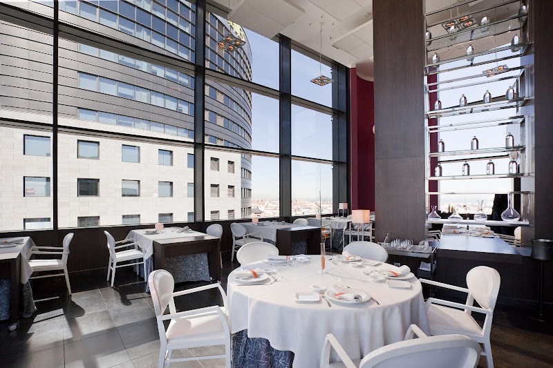 Hotel ILUNION Aqua 4 photo 9