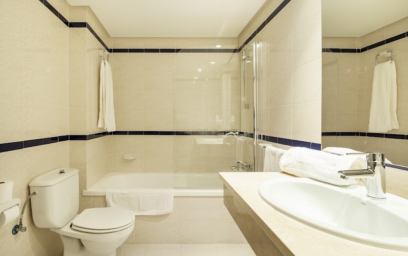 Hotel ILUNION Menorca photo 4
