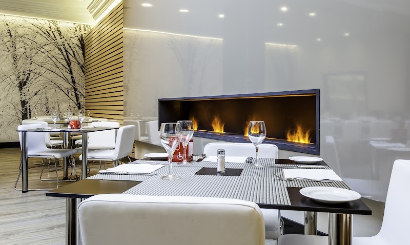 Hotel ILUNION Suites Madrid photo 8