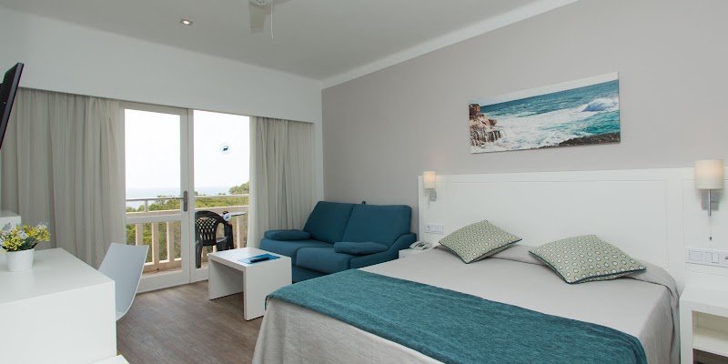 Hotel Pinos Playa photo 2