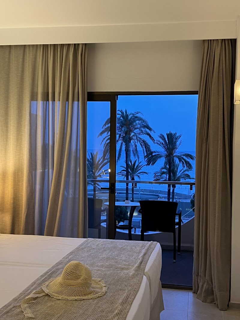 Hotel Playa Golf photo 2
