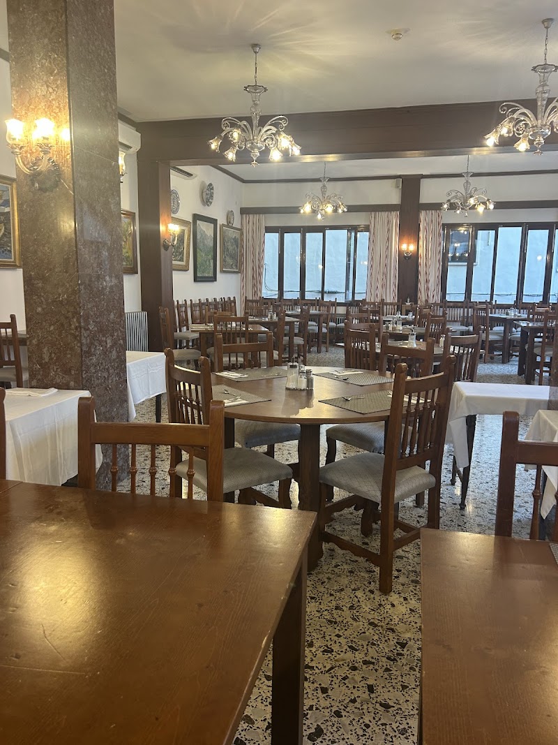 Hotel & Restaurant El Guia photo 5