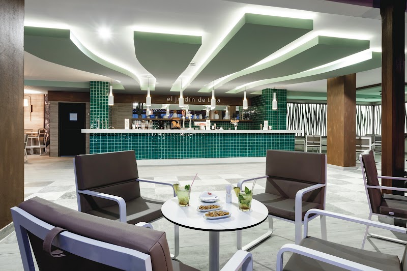 Hotel Riu Costa del Sol photo 9