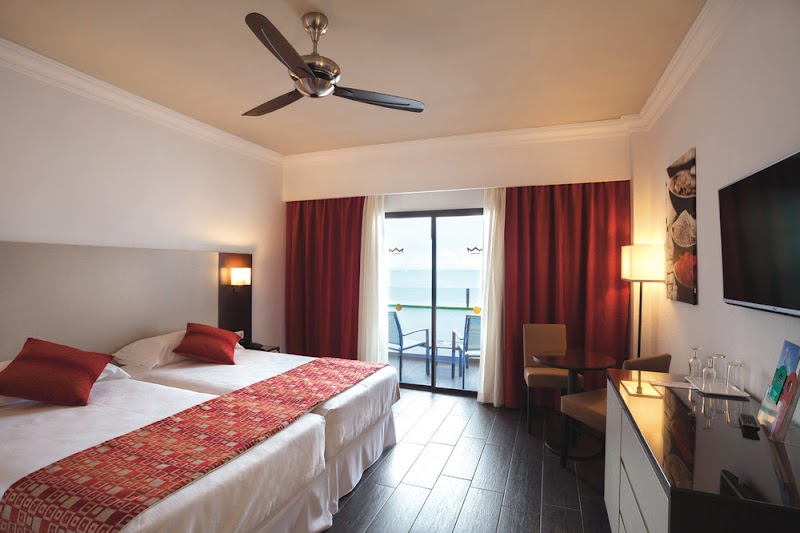 Hotel Riu Monica photo 2