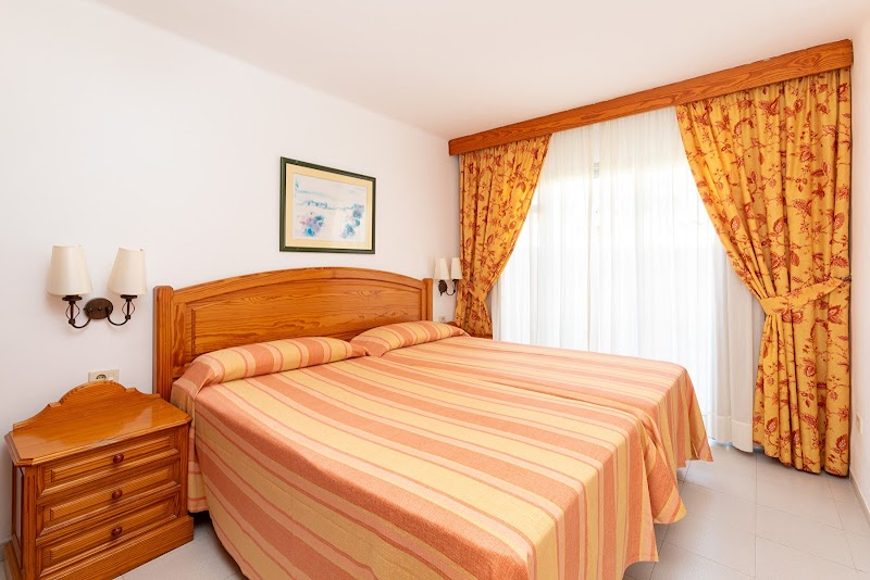 Hotel Riu Oliva Beach Resort photo 2