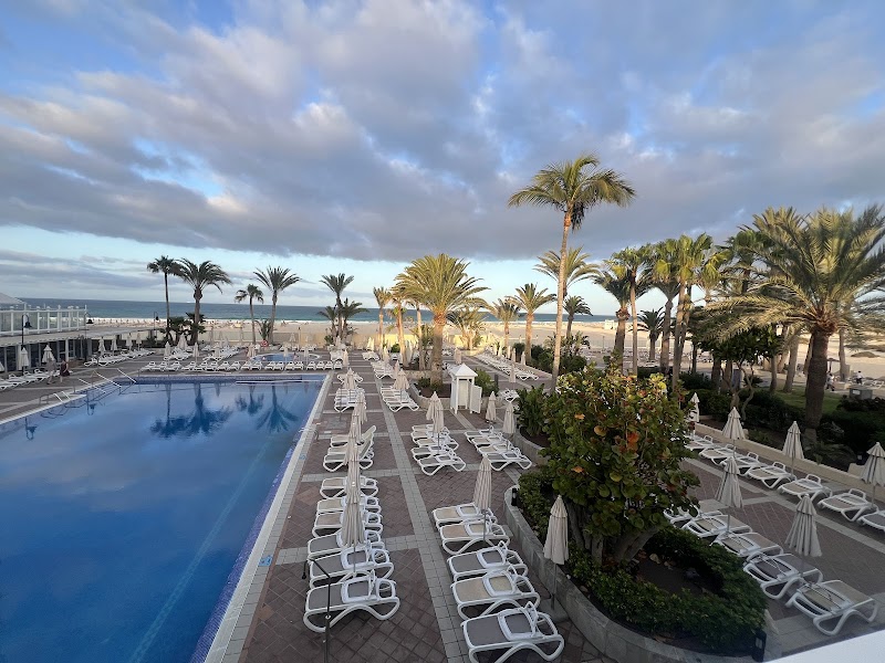 Hotel Riu Oliva Beach Resort photo 3