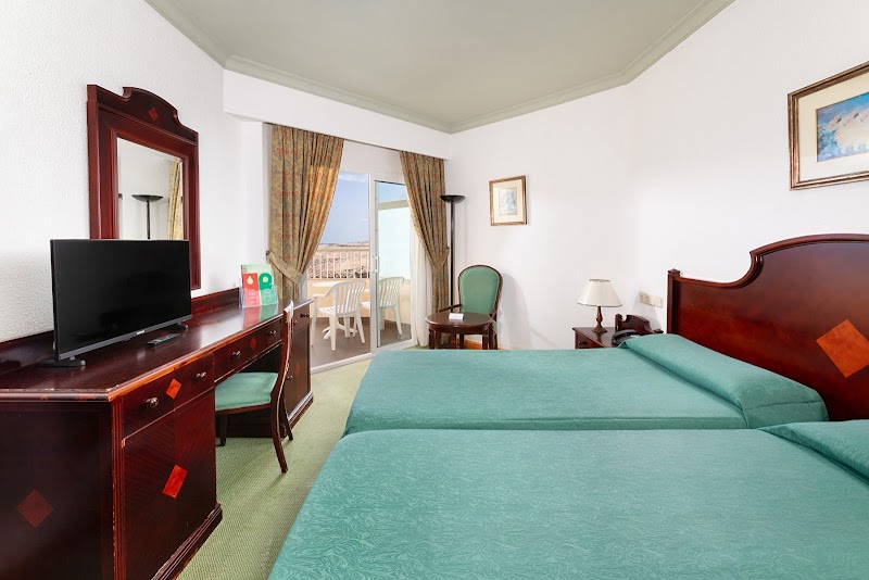 Hotel Riu Oliva Beach Resort photo 9