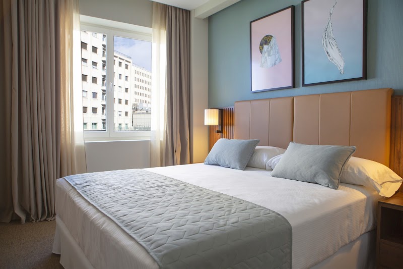 Hotel Riu Plaza Espana photo 2