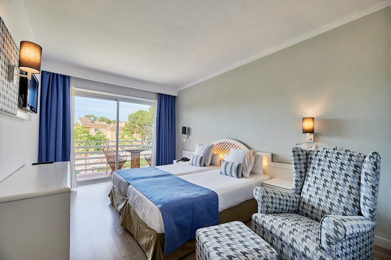 Hotel ROC Oberoy photo 2
