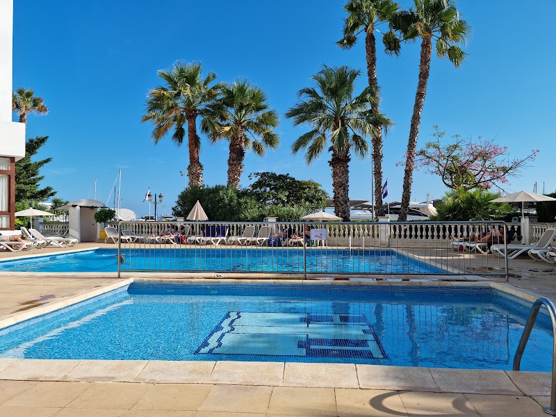 Hotel Tres Torres photo 3