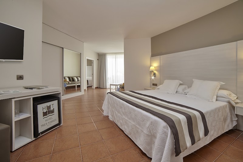 Hotel Tres Torres photo 5