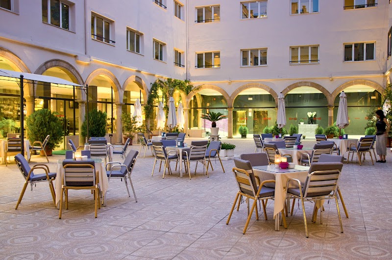 Hotel TRH Ciudad de Baeza photo 4