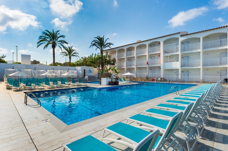 Hotel Vibra Cala Tarida photo 5