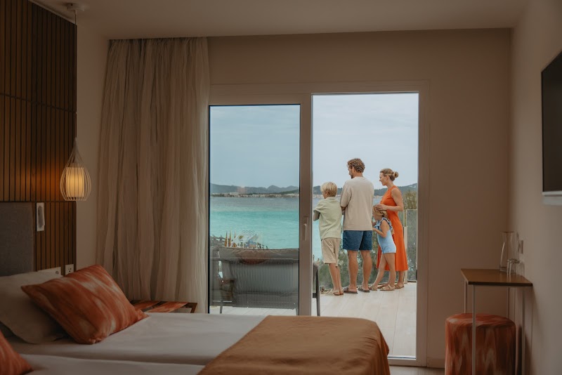 Iberostar Waves Playa de Muro photo 2
