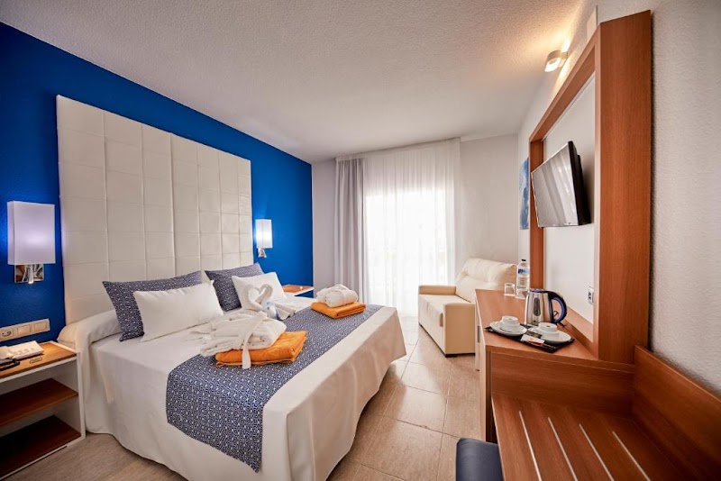 Ibersol Torremolinos Beach photo 2