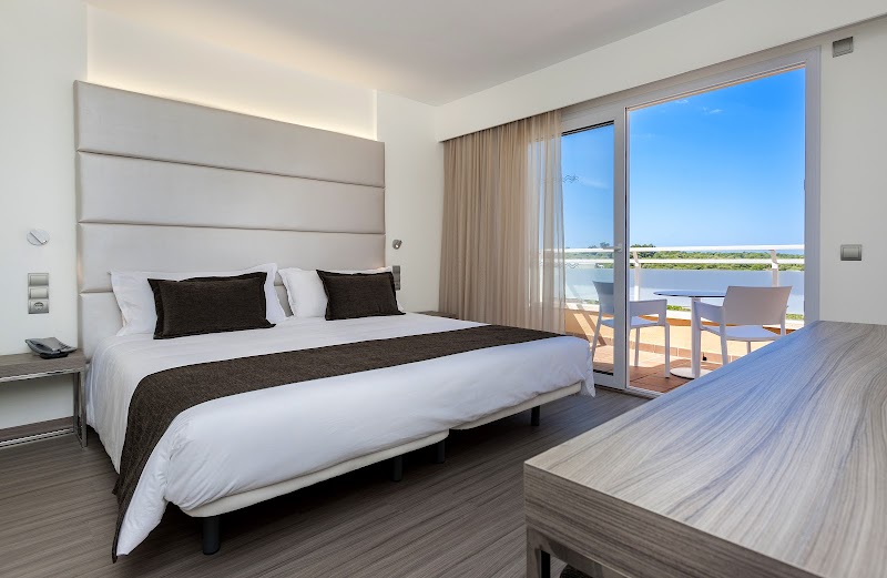 Insotel Cala Mandia Resort & Spa photo 2