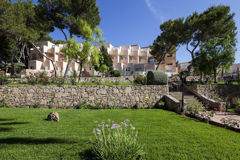 Invisa Hotel Club Cala Blanca photo 10