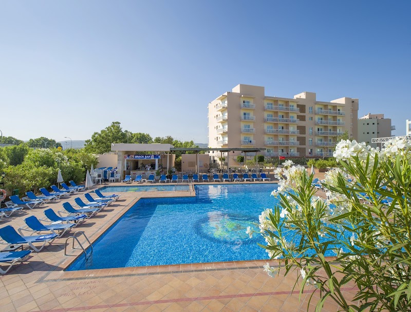 Invisa Hotel Es Pla - Adults Only photo 6