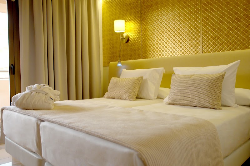 Invisa Hotel La Cala photo 2
