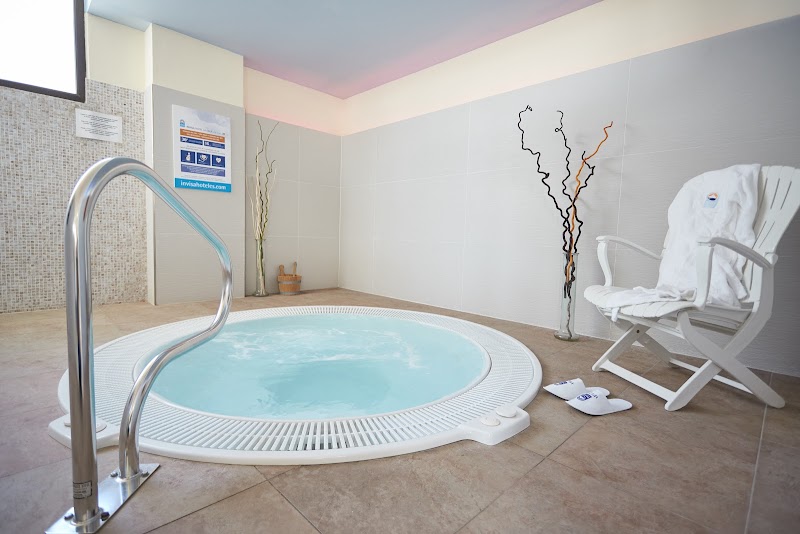 Invisa Hotel La Cala photo 6