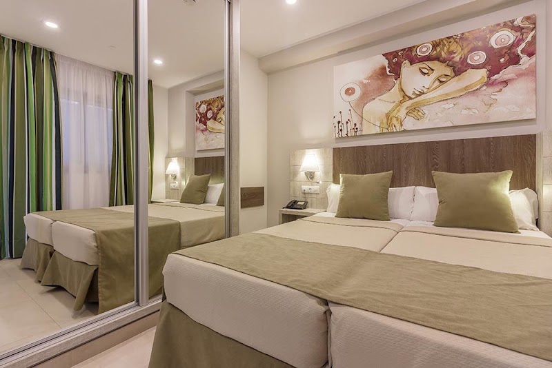 Klayman Diamond Aparthotel photo 2