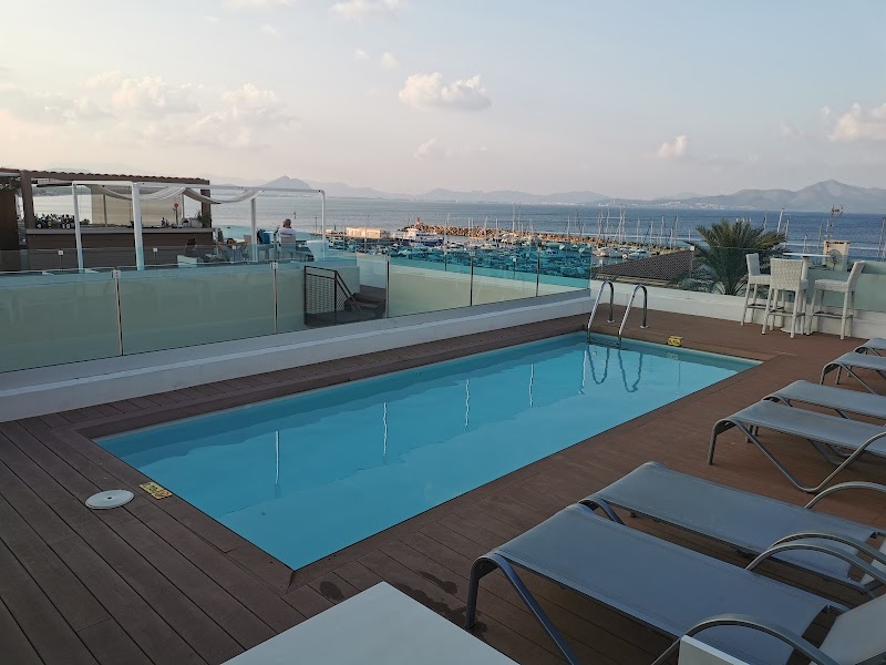 Llaut Boutique Hotel photo 3