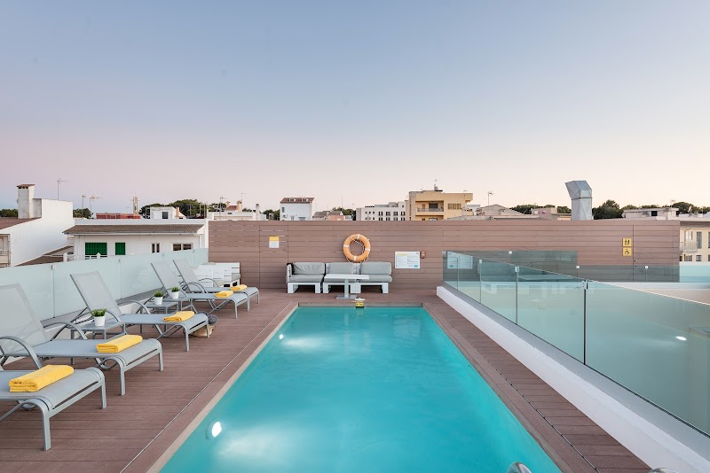 Llaut Boutique Hotel photo 6