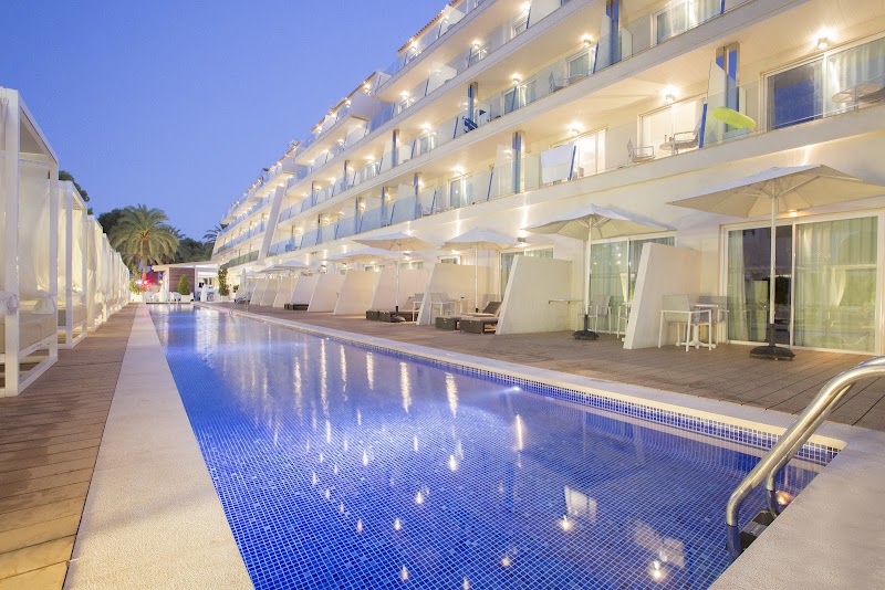 Mar Hotels Playa de Muro Suites photo 6