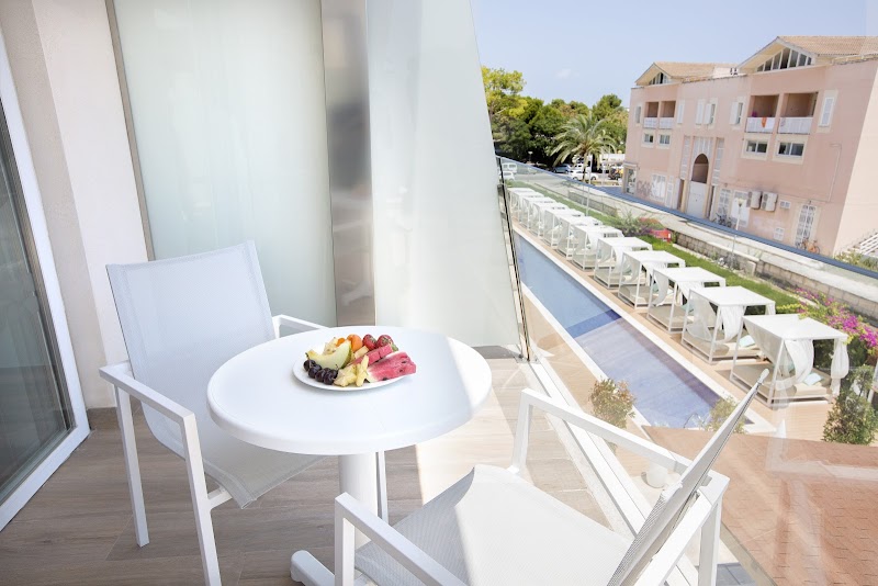 Mar Hotels Playa de Muro Suites photo 7