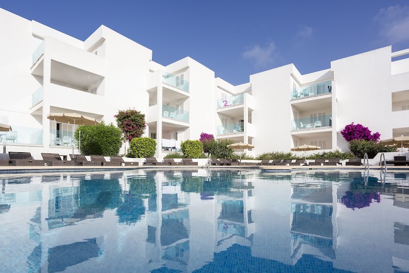 MarSenses Ferrera Blanca Hotel Family photo 7