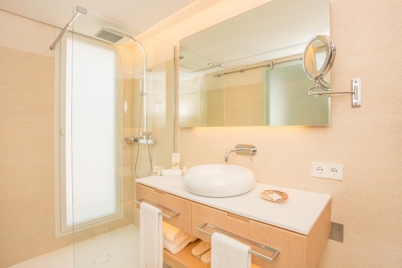 Melbeach Hotel & Spa photo 4