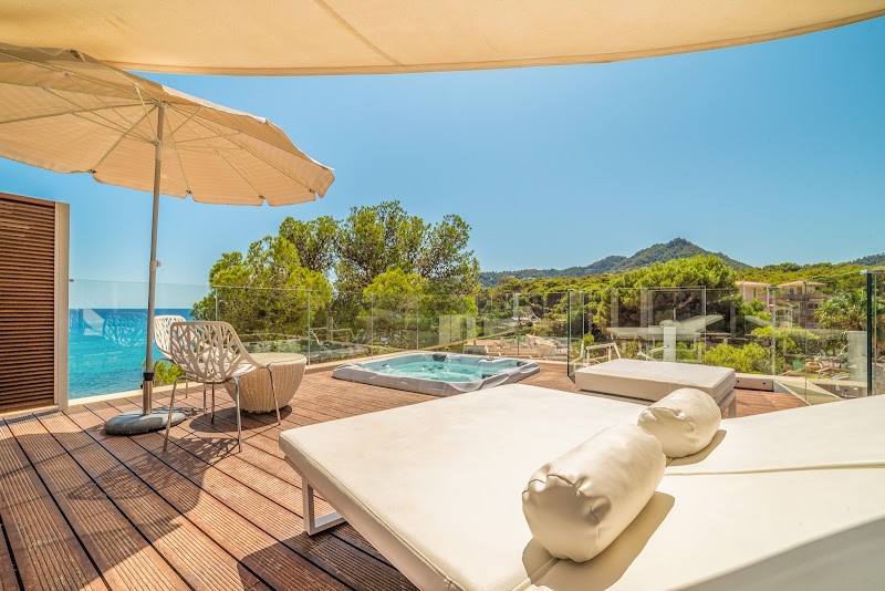 Melbeach Hotel & Spa photo 10
