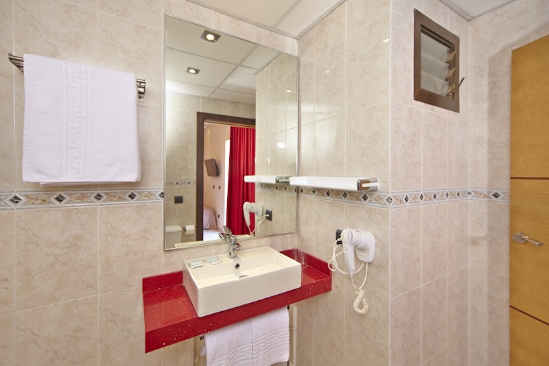 MLL Caribbean Bay Hotel photo 4