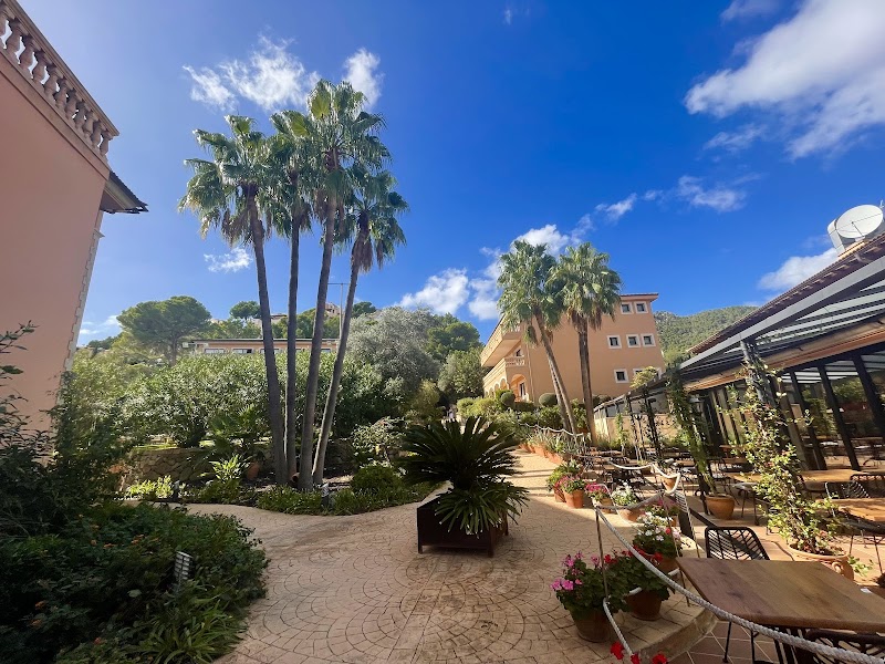 Mon Port Hotel & Spa photo 8
