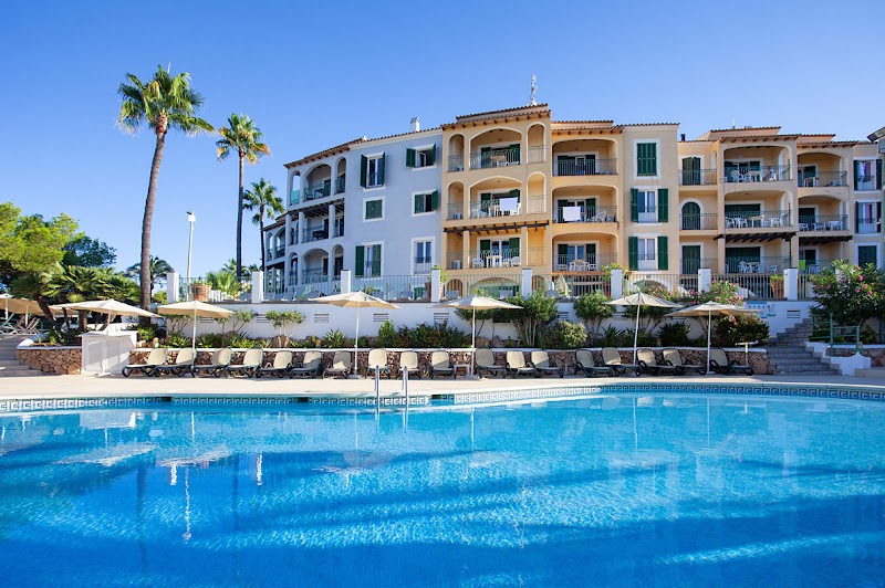 Ona Cala Pi Club photo 4
