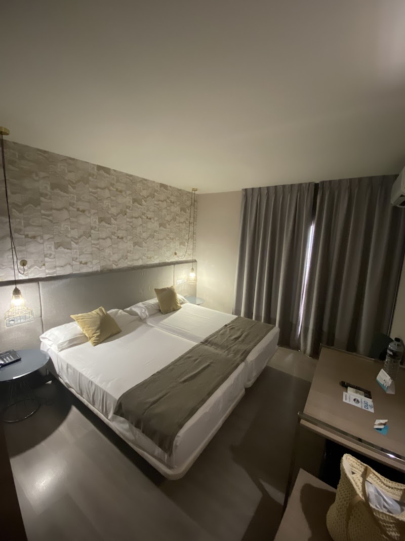 Ona Marbella Inn photo 10