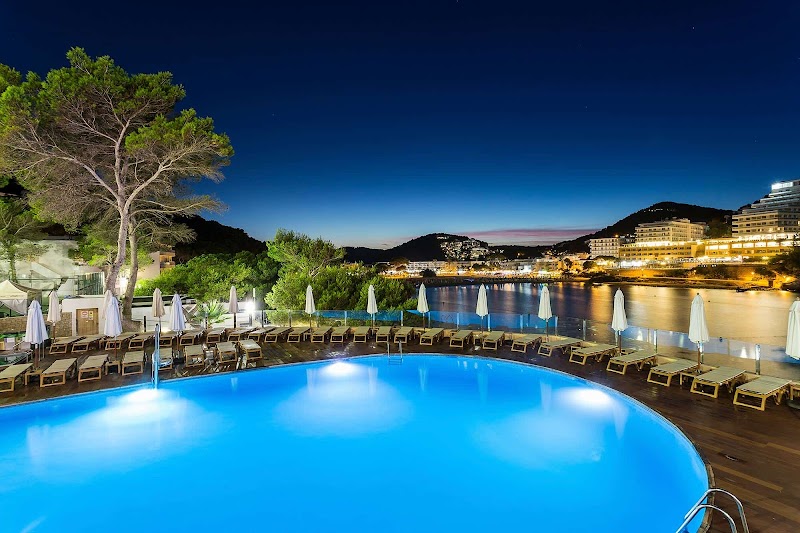 Palladium Hotel Cala Llonga photo 3