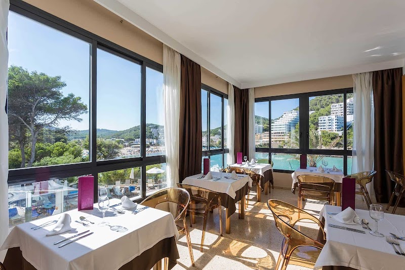 Palladium Hotel Cala Llonga photo 6