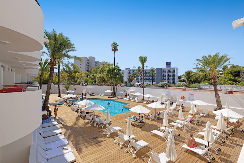 Palmanova Beach Apartments by TRH photo 8