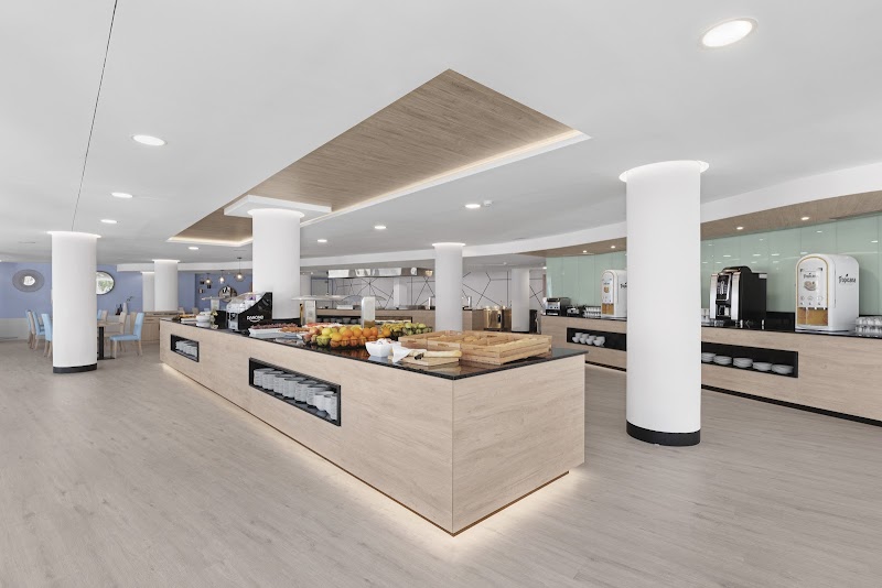 Palmanova Suites by TRH photo 9