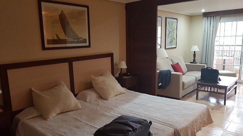 Paradise Park Fun Lifestyle Hotel photo 2