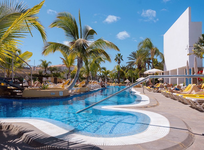 Paradise Park Fun Lifestyle Hotel photo 7