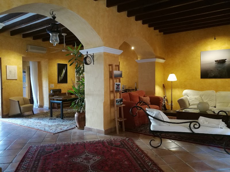Petit Hotel Alaro photo 5
