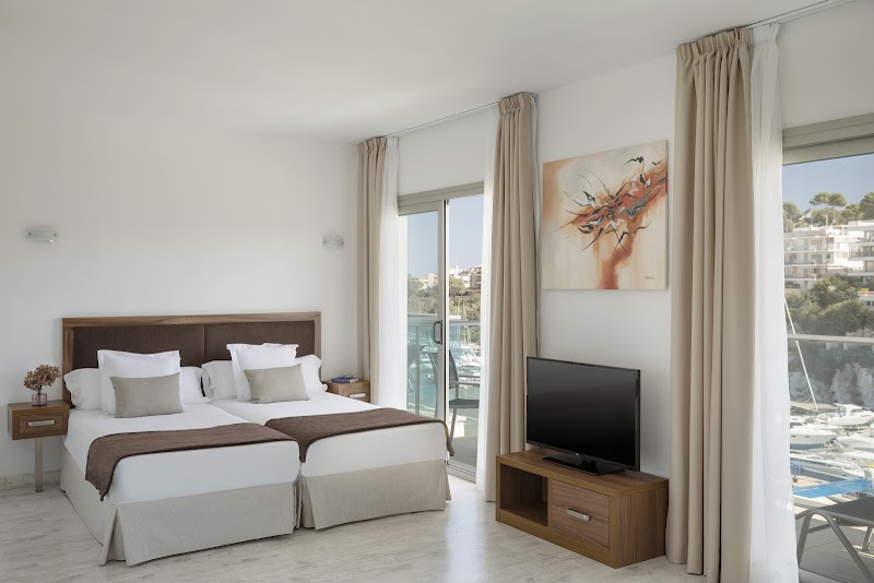 Porto Drach Aparthotel & Suites photo 2