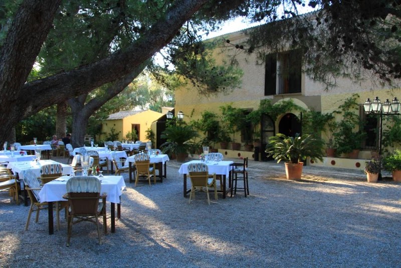 Predio Son Serra
