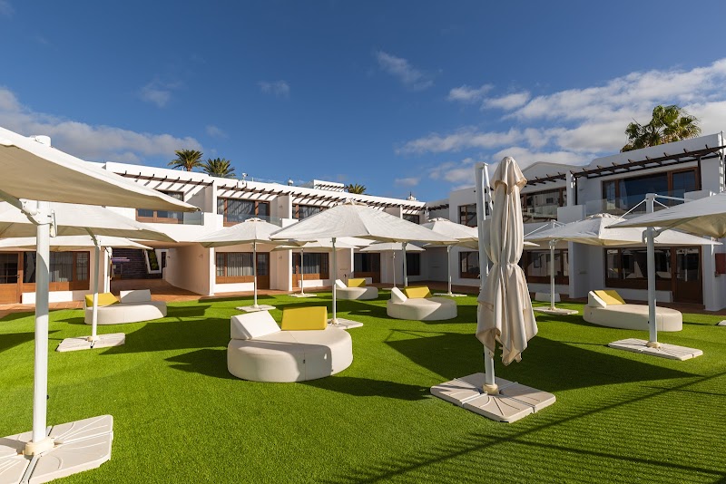 R2 Bahía Kontiki Beach Apartments