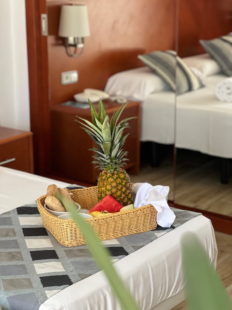 R2 Verónica Beach Hotel photo 6